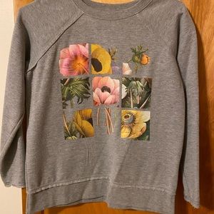XS crewneck sweater with floral print